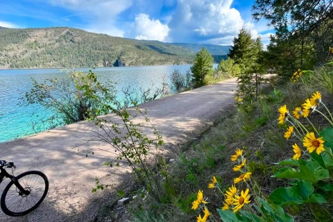 ebike-rentals-okanagan-rail-trail-2024